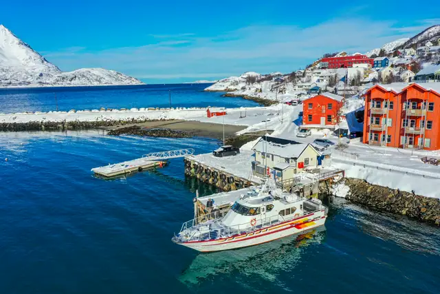 Moloveien 4, Øksfjord — bilde 3