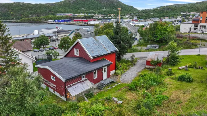 Skoleveien 9, Skjervøy